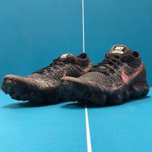 Nike VaporMax Explorer Black Metallic Bronze